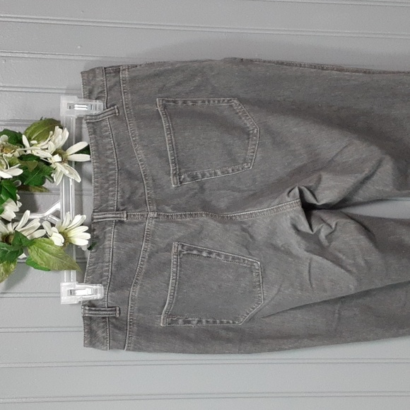 Coldwater Creek Grey Jeans - Picture 5 of 11